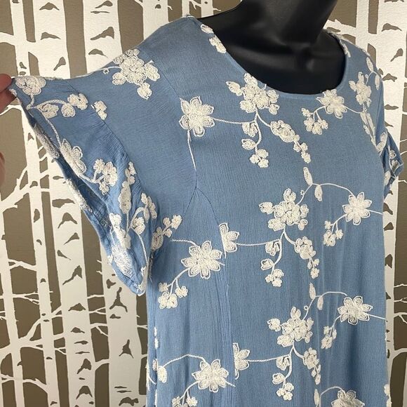 Altar'd State Floral Embroidered Gauze Cut Out Back Dress L - Picture 6 of 14